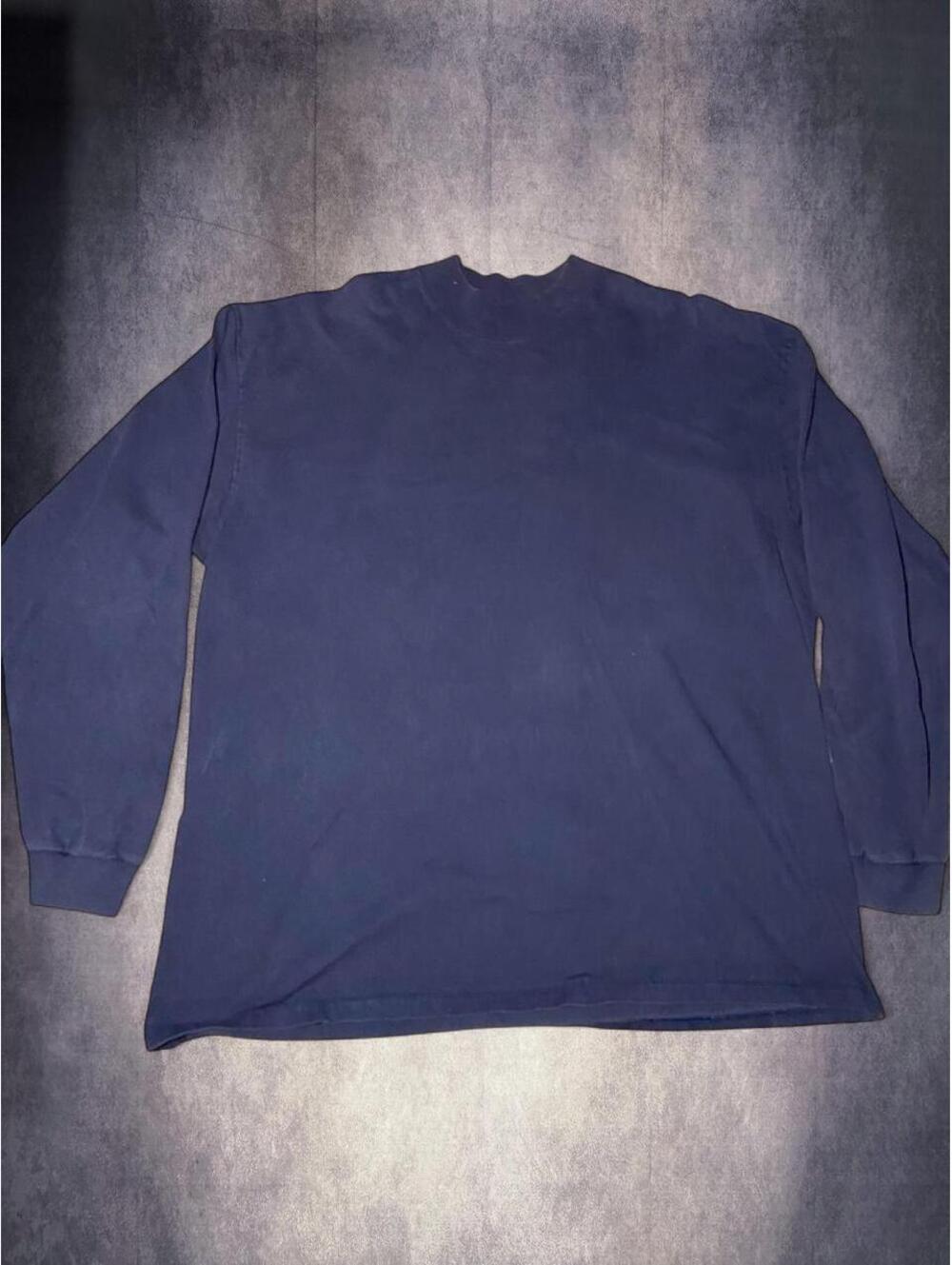 Vintage 90’s Navy blue long sleeve cotton shirt